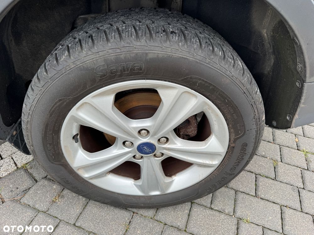 Ford Kuga 1.6 EcoBoost 2x4 Trend - 17