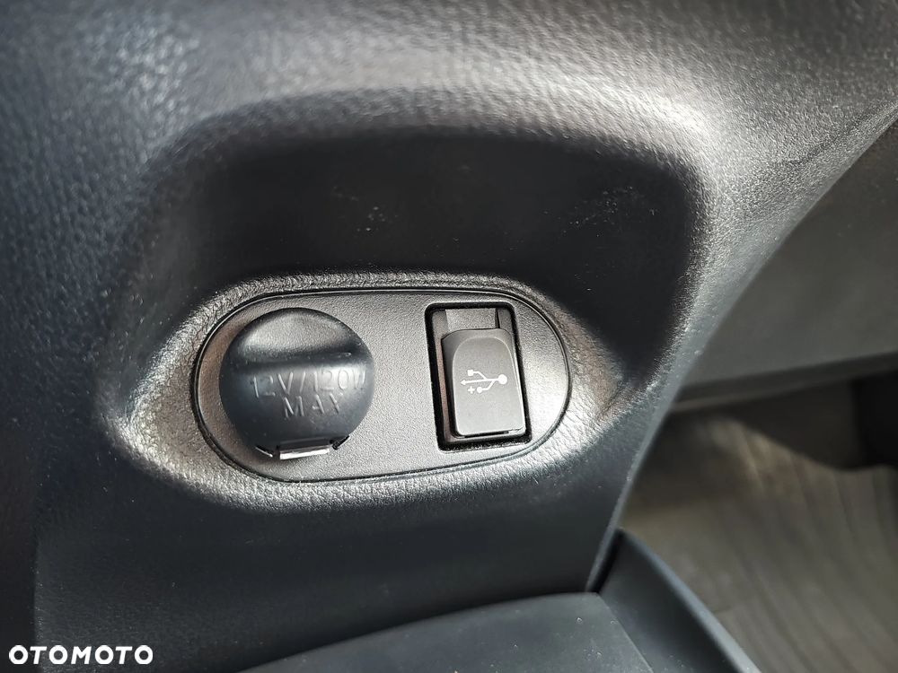Toyota Yaris 1.5 Selection - 17