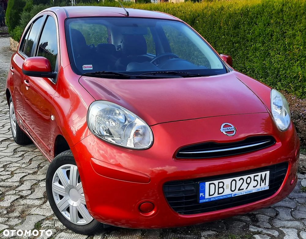 Nissan Micra 1.2 Bild der Frau - 1
