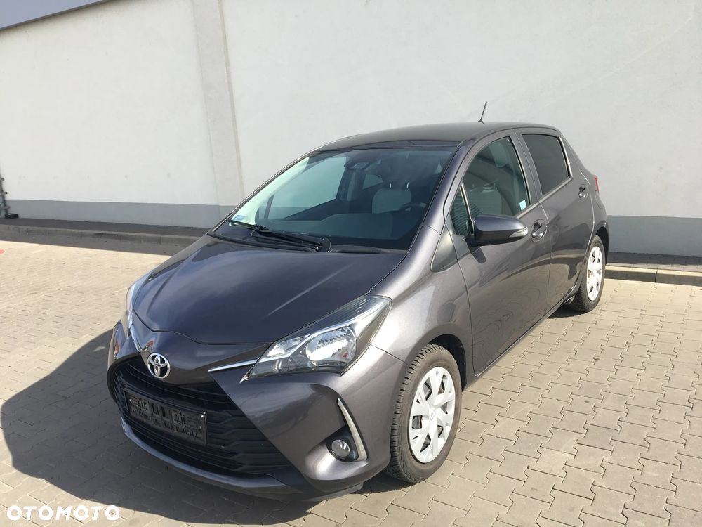 Toyota Yaris - 1