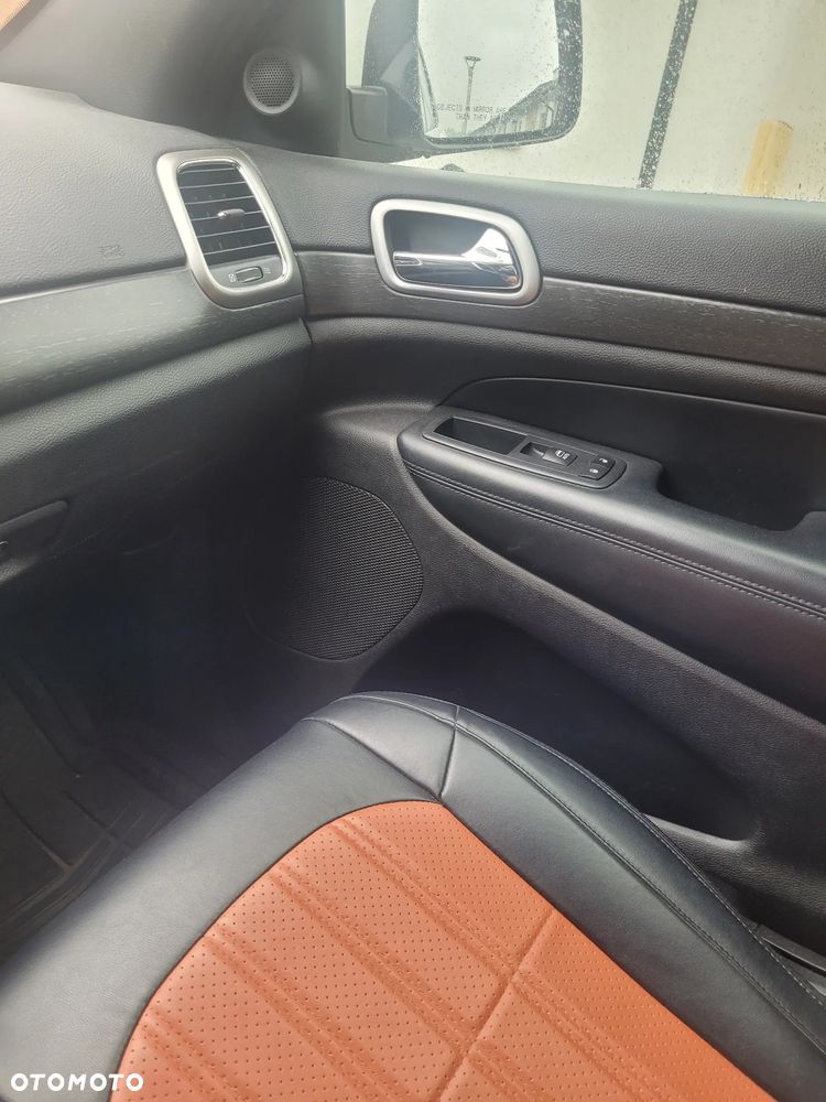Jeep Grand Cherokee 3.6 V6 Laredo - 22