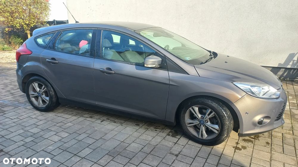 Ford Focus 1.0 EcoBoost Edition - 11