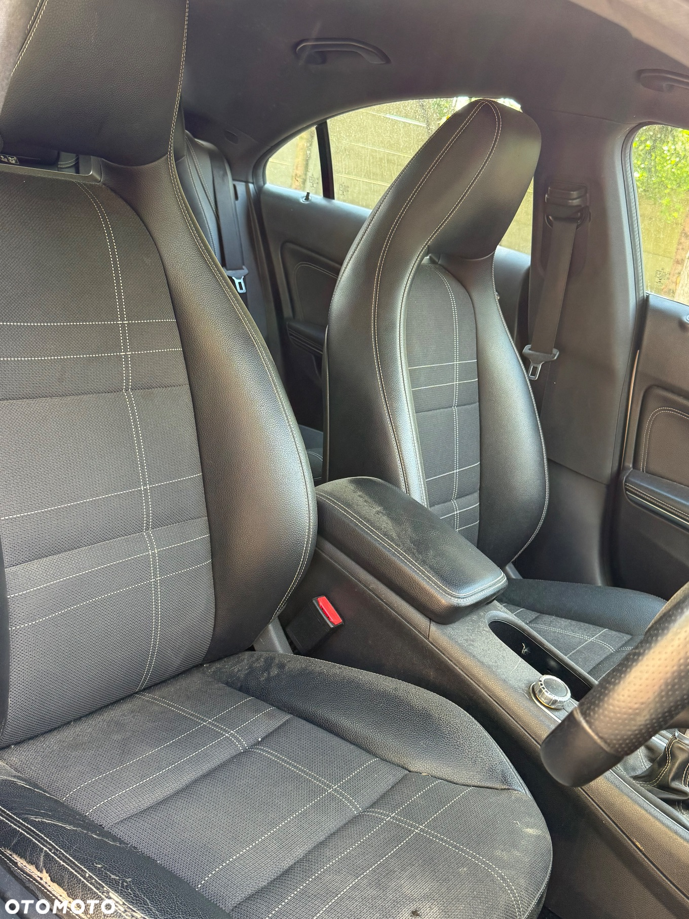 Mercedes-Benz CLA 180 - 13