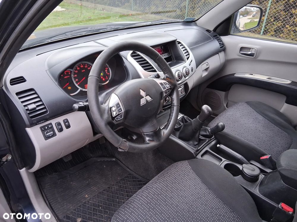 Mitsubishi L200 2.5 DID DC Instyle HP - 7