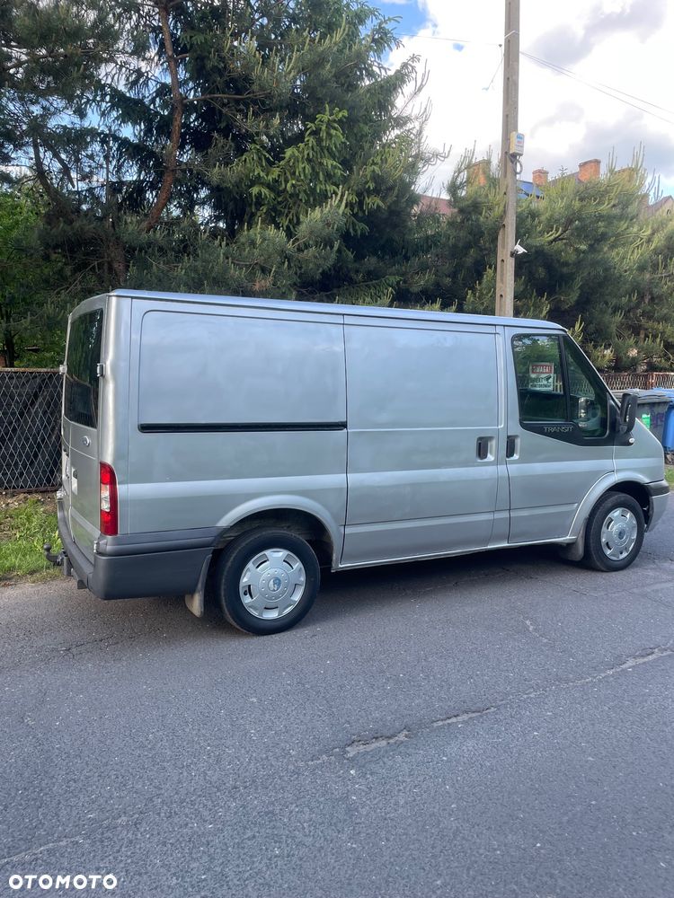Ford Transit - 4