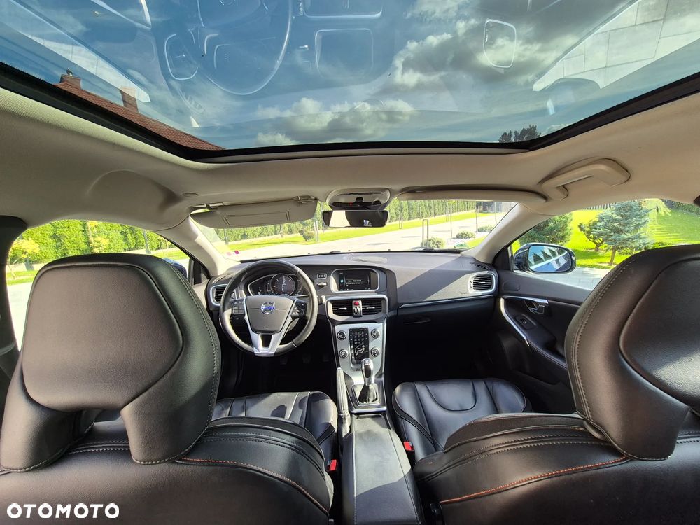 Volvo V40 - 35