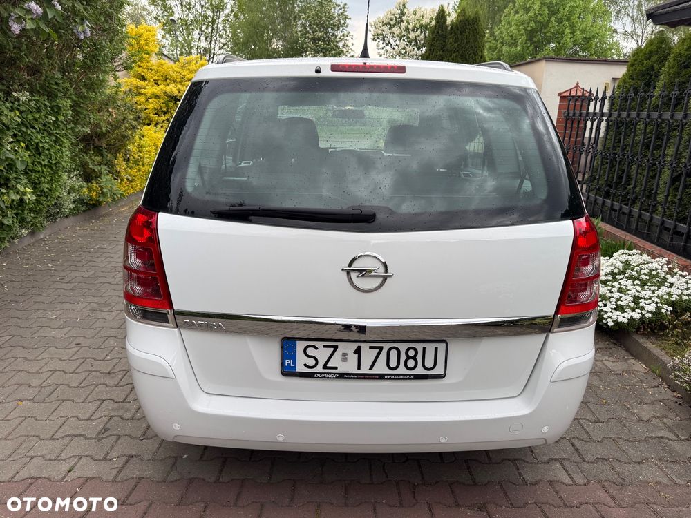 Opel Zafira 1.8 Family - 11
