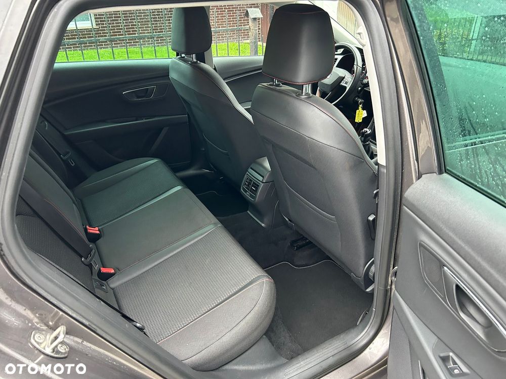 Seat Leon 2.0 TDI DPF Ecomotive FR - 12