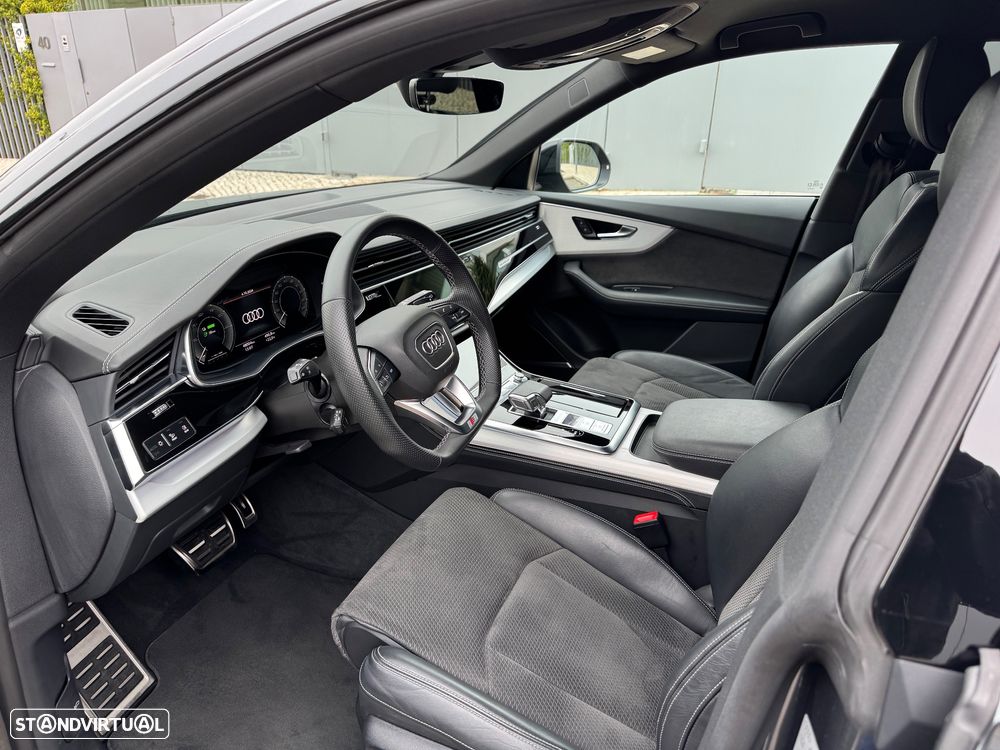 Audi Q8 60 TFSIe quattro S line Tiptronic - 44