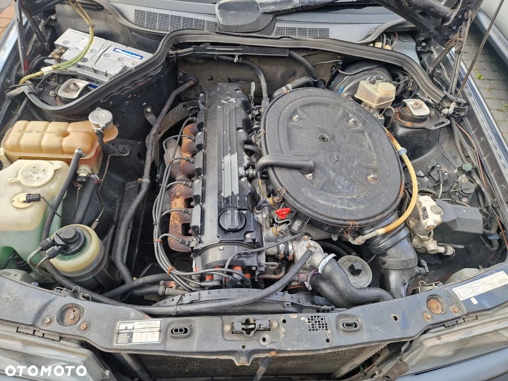 Mercedes-Benz W201 (190) - 9