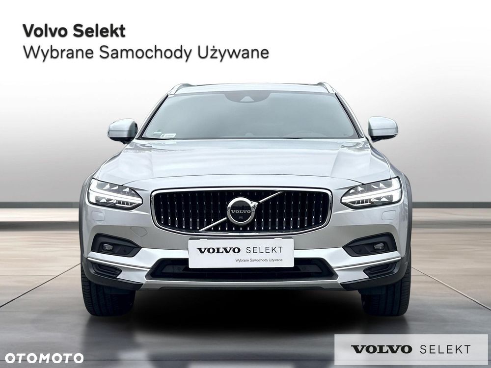 Volvo V90 Cross Country - 9