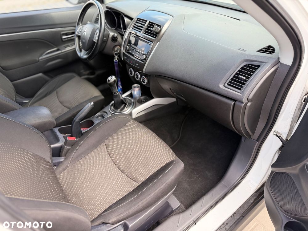 Mitsubishi ASX 1.6 Intense - 18