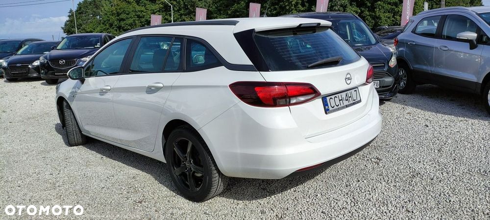 Opel Astra - 2