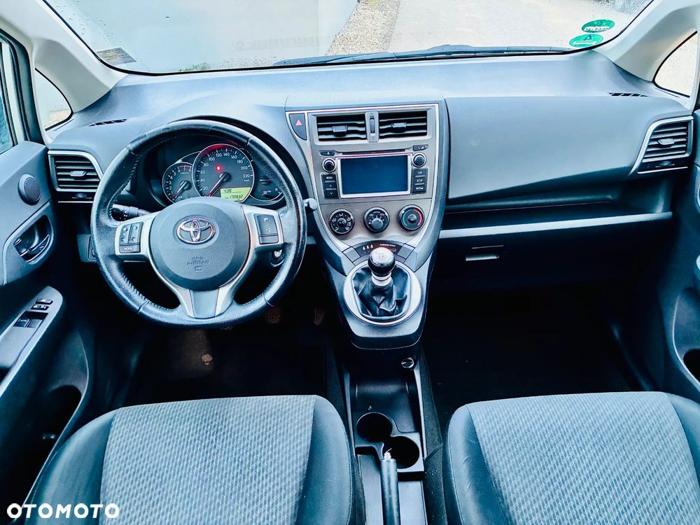 Toyota Verso S 1.33 VVT-i Life - 12