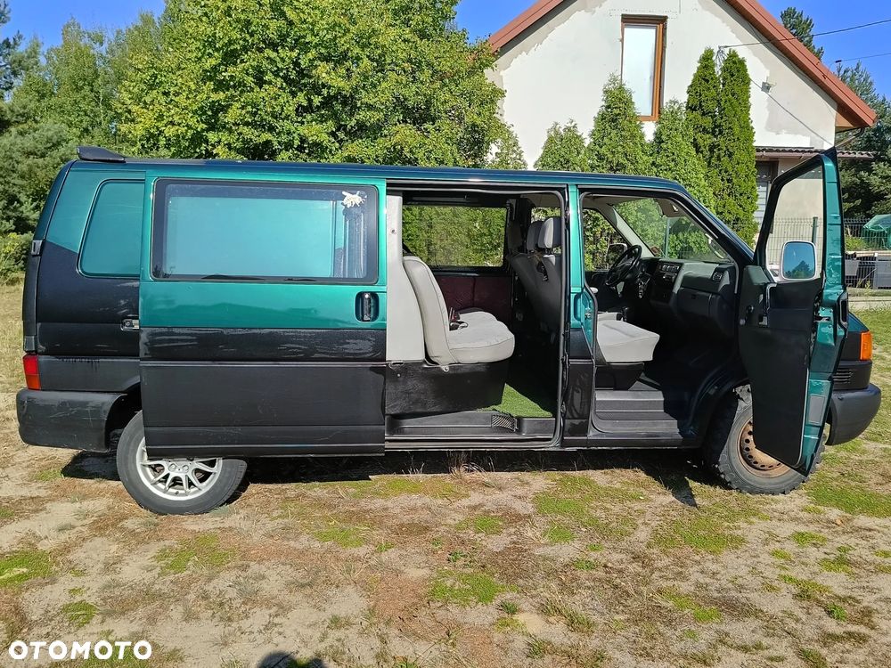 Volkswagen Transporter L - 12