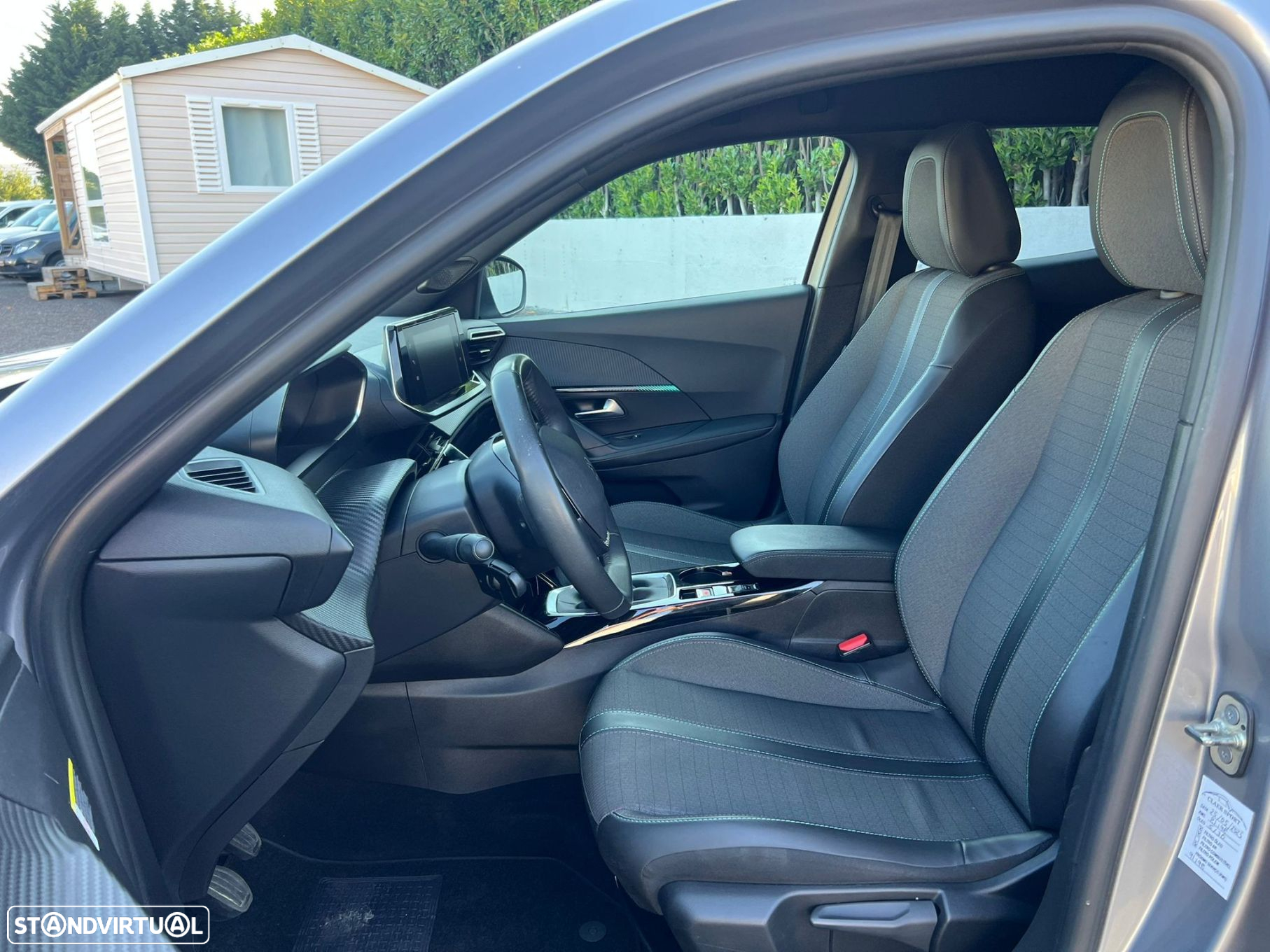 Peugeot 2008 1.2 PureTech Active - 7