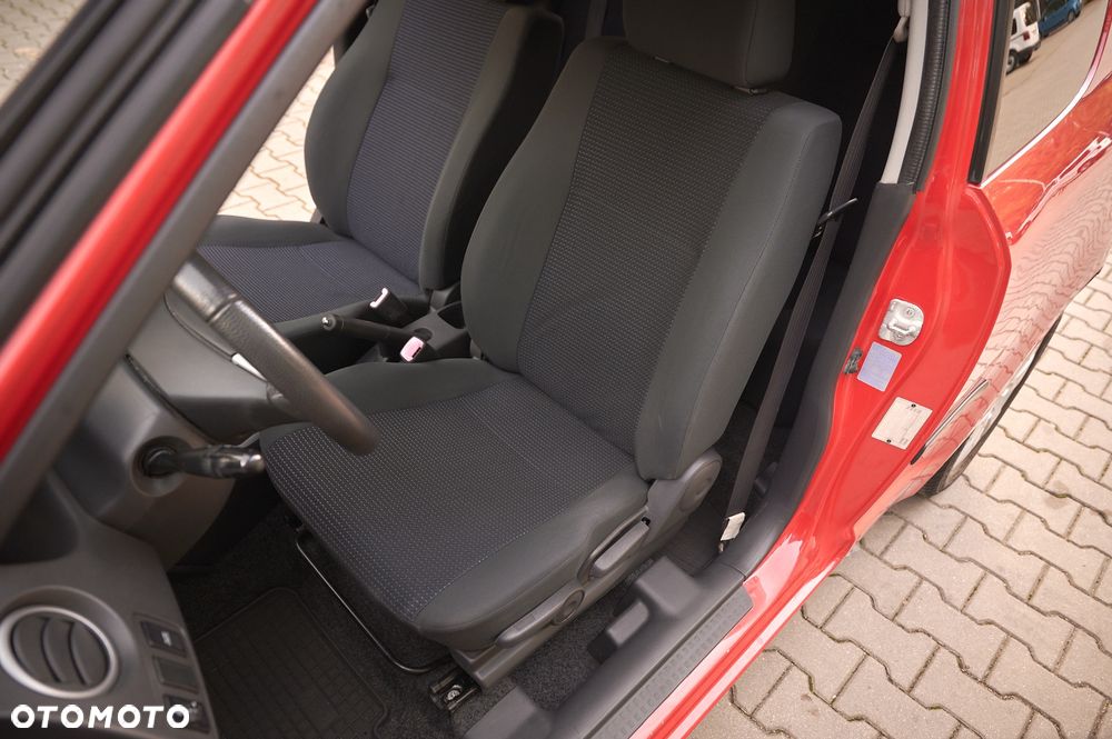 Suzuki Swift - 32