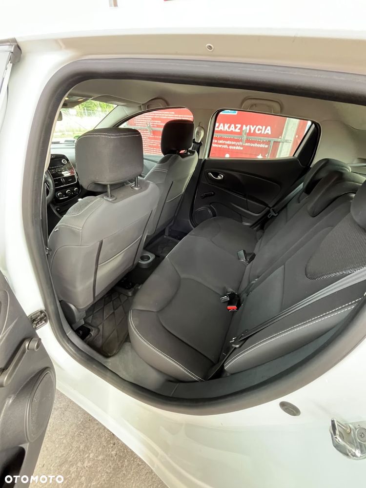 Renault Clio - 7