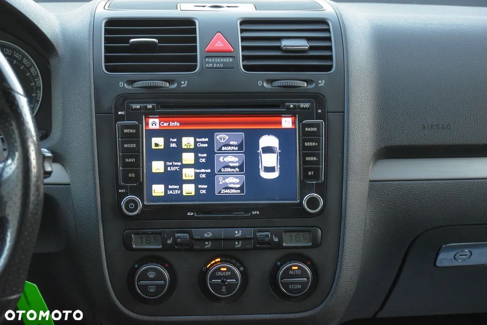 Volkswagen Golf 2.0 GTI DSG - 30