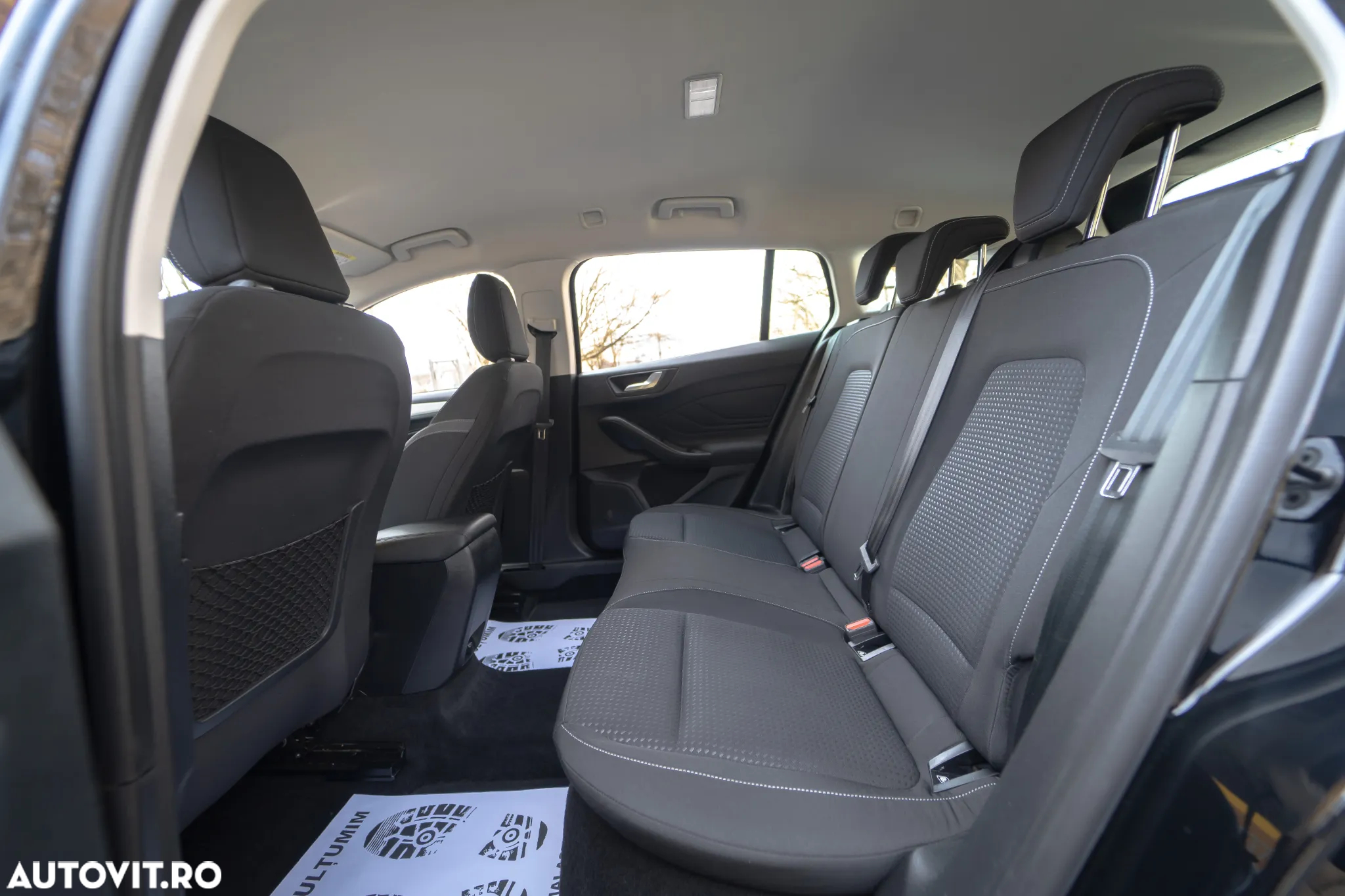 Ford Focus - 10