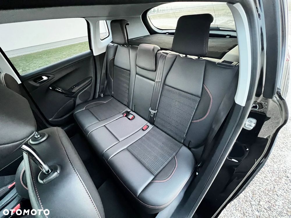 Peugeot 2008 BlueHDi 120 EAT6 Black Edition - 17