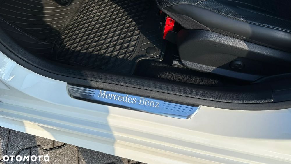 Mercedes-Benz CLS - 22