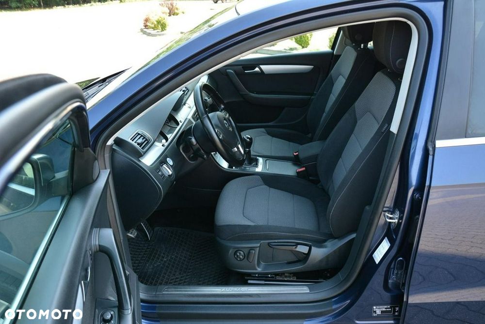 Volkswagen Passat Alltrack 2.0 TDI 4Mot - 18