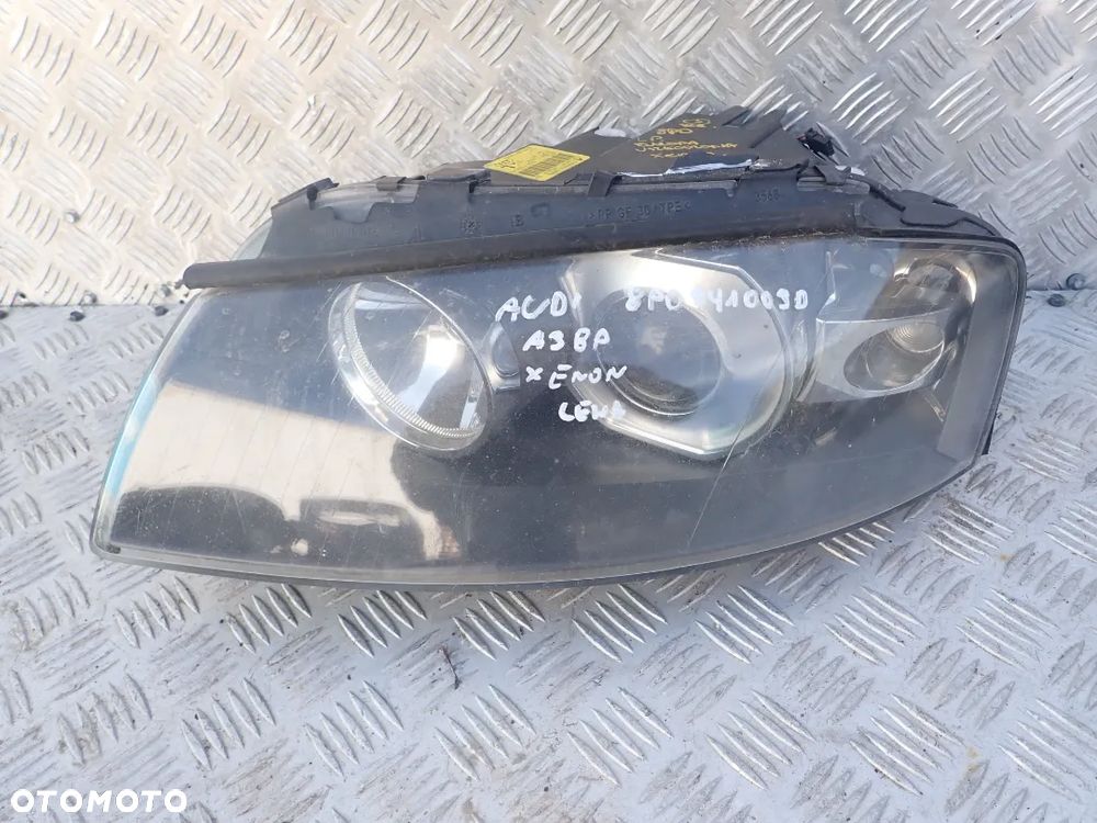 AUDI A3 S3 8P REFLEKTOR LEWY 8P0941003D XENON RADOM - 1