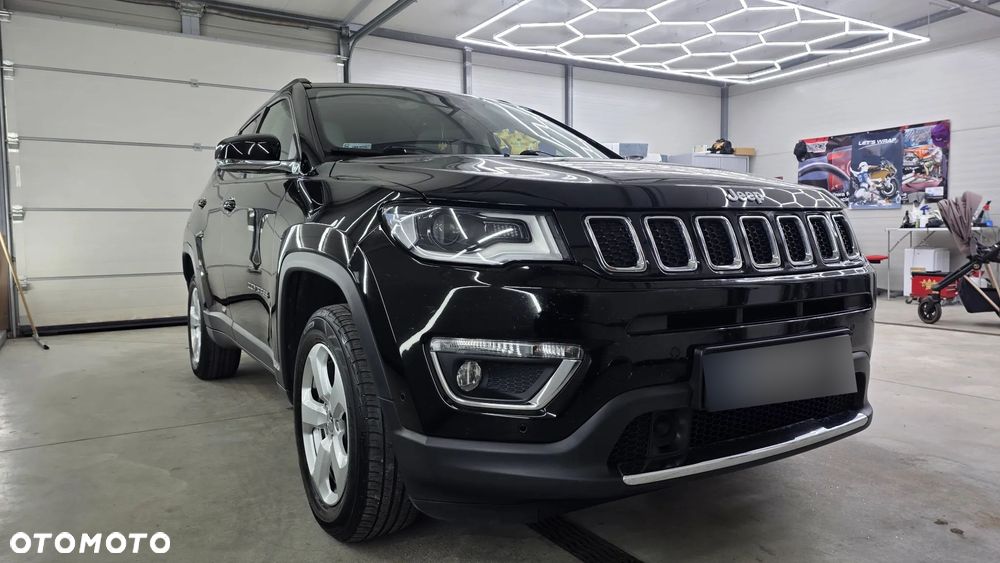 Jeep Compass - 4