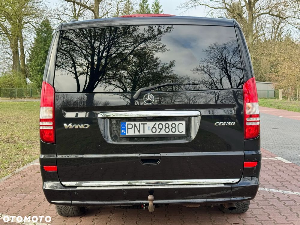 Mercedes-Benz Viano - 4