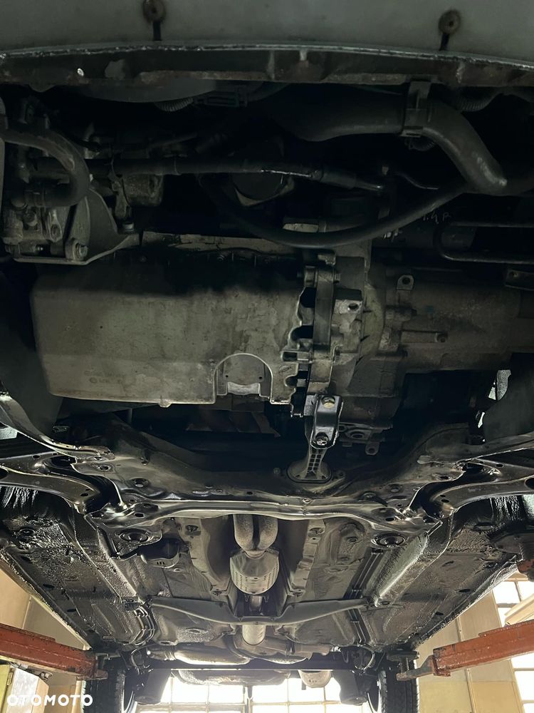 Skoda Octavia 1.6 Ice - 8
