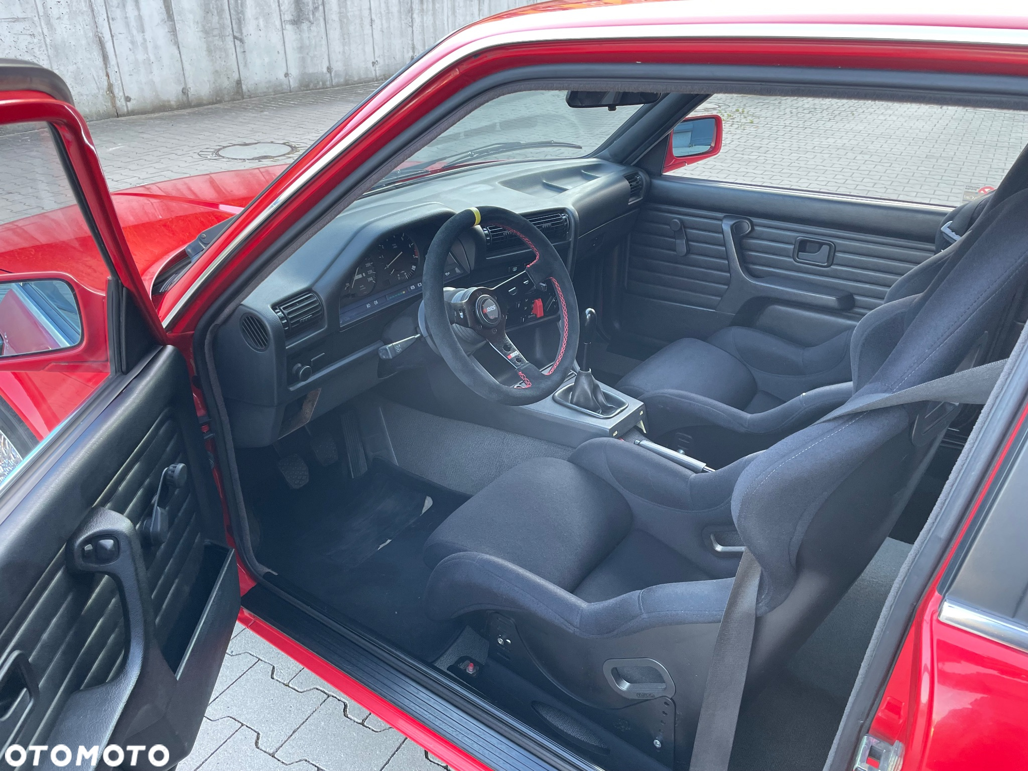 BMW Seria 3 316i - 11