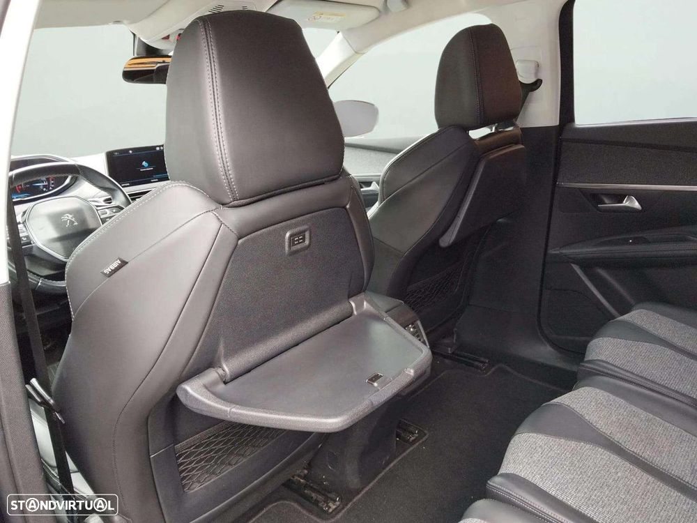 Peugeot 5008 1.5 BlueHDi Allure EAT8 - 17