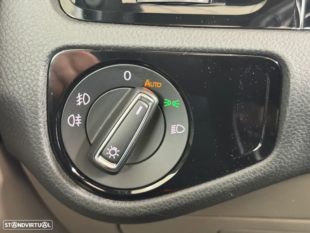 VW Golf 1.5 TSI ACT OPF DSG Highline - 41