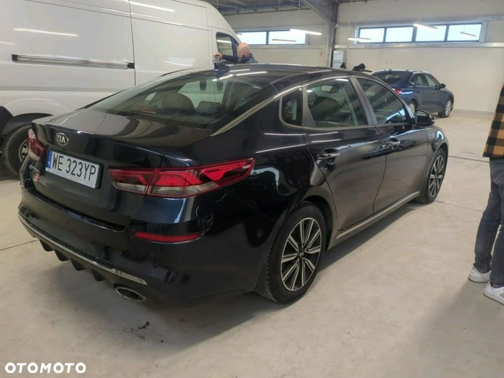 Kia Optima - 4