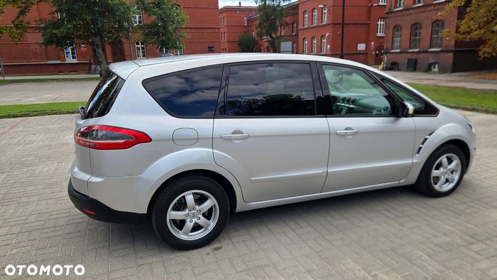 Ford S-Max 2.0 TDCi DPF Titanium - 11