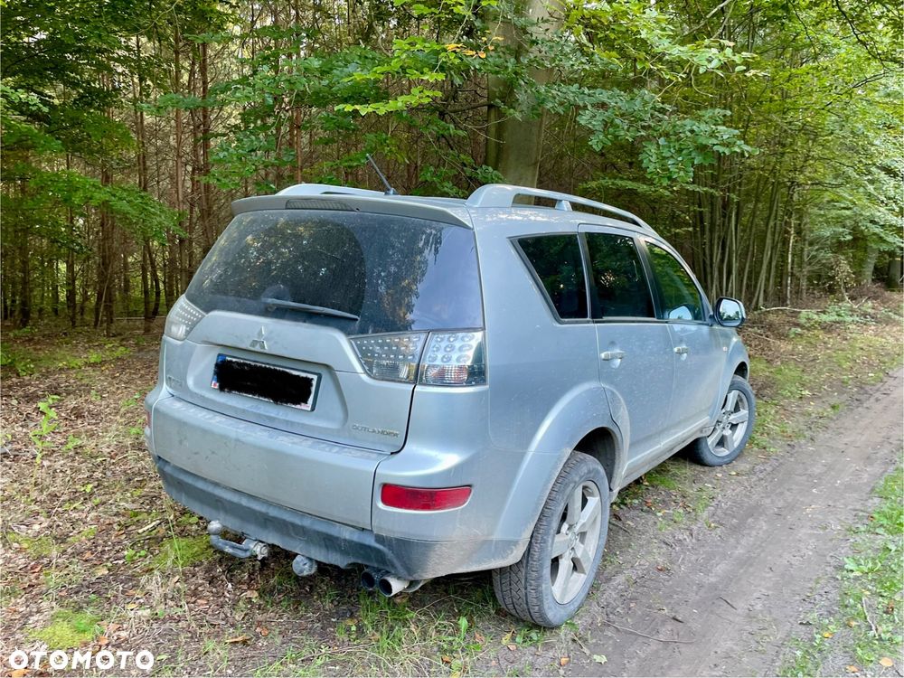 Mitsubishi Outlander 2.0 DID Instyle - 4