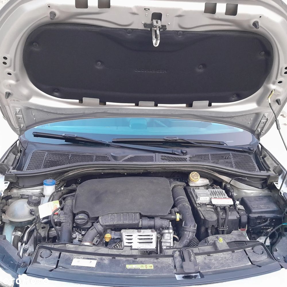 Citroën C4 Cactus - 9