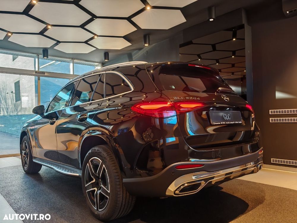 Mercedes-Benz GLC 220 d 4MATIC MHEV - 11