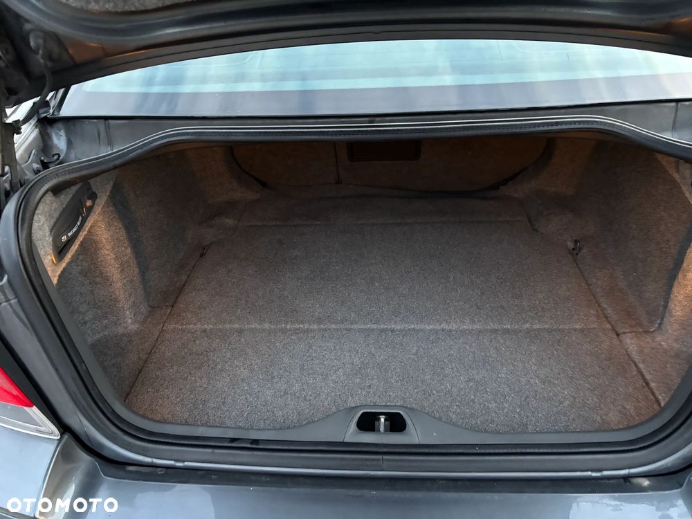 Volvo S60 2.4D Momentum - 8