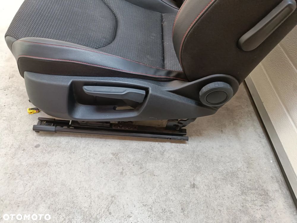 Fotel Kierowcy Lewy Seat Leon 3 III 5 Drzwi Przedni Przód Skóra FR - 18