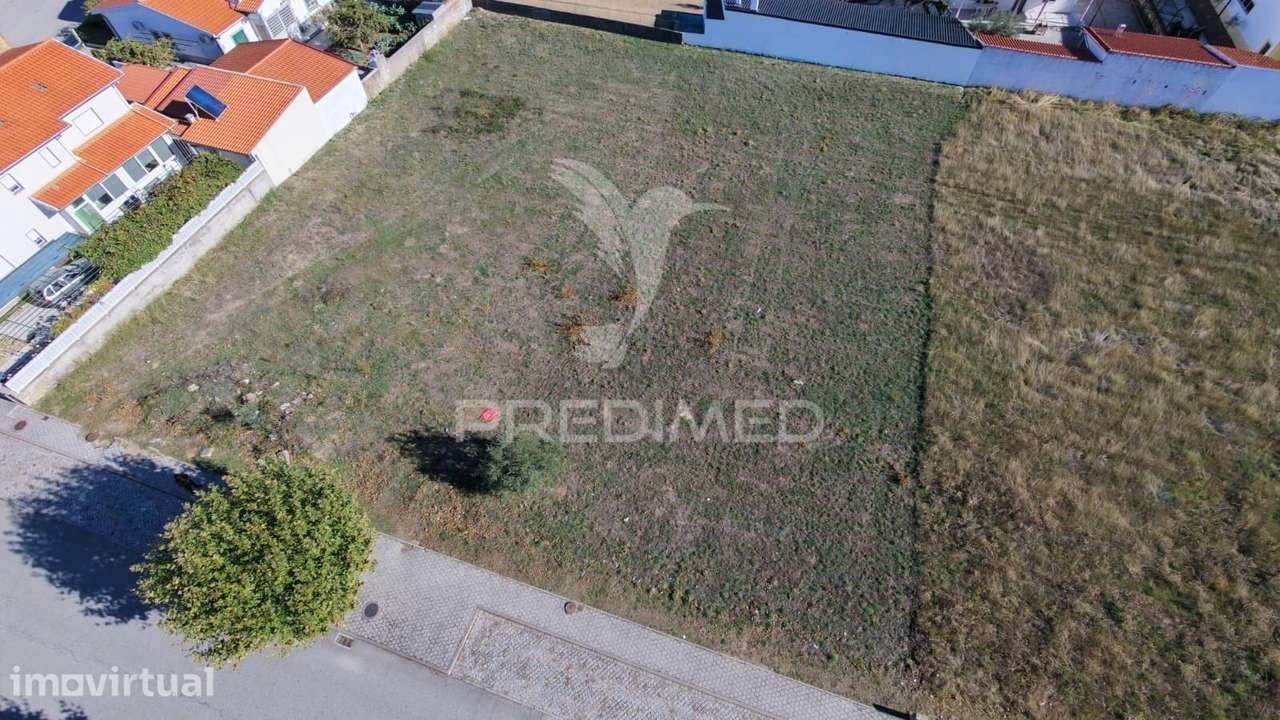 Terreno Urbano com 1040m2 em Almeida - excelente localização - Grande imagem: 2/9