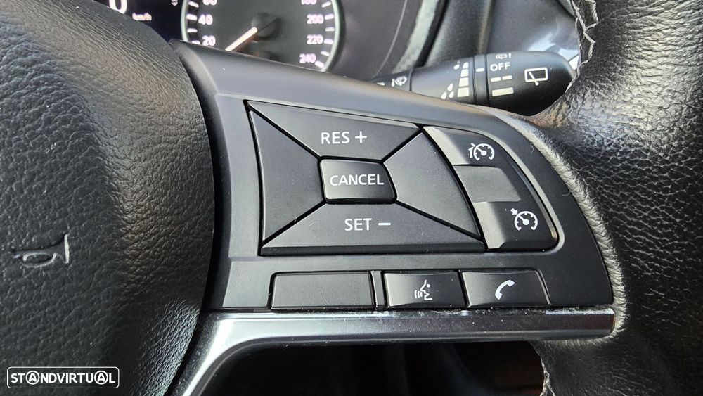 Nissan Juke 1.6 Hybrid N-Connecta - 16