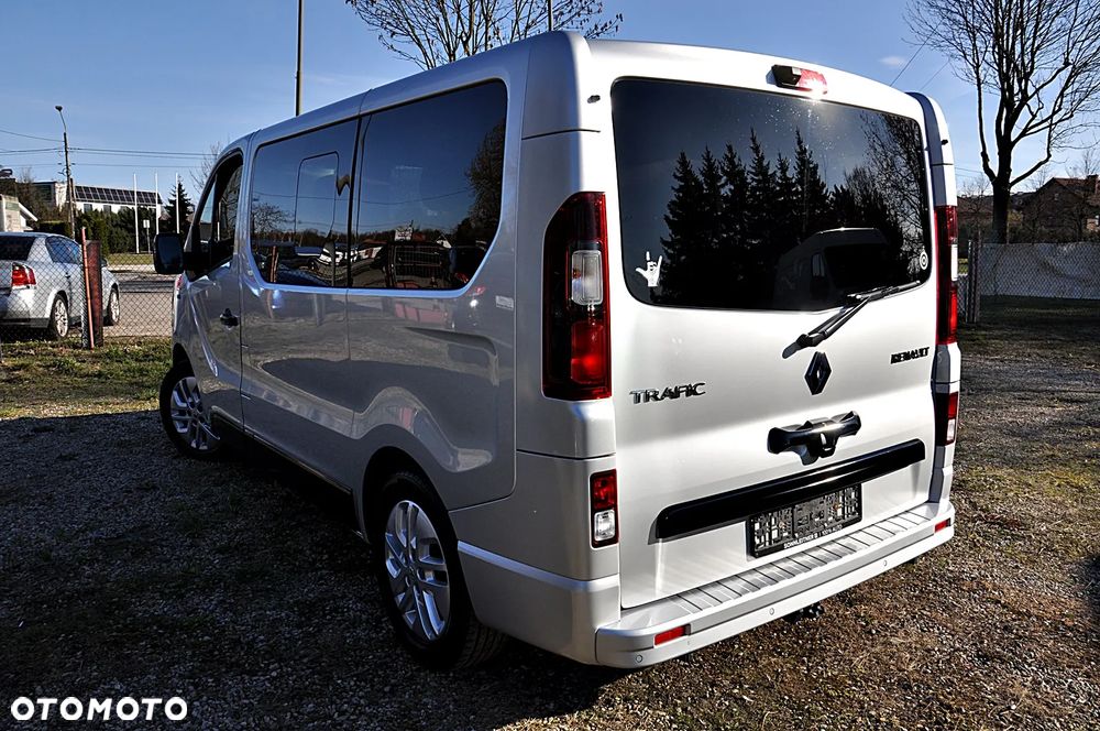 Renault Trafic Blue Spaceclass - 10