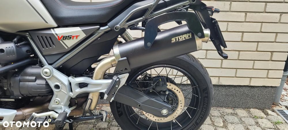 Moto Guzzi V85 - 29
