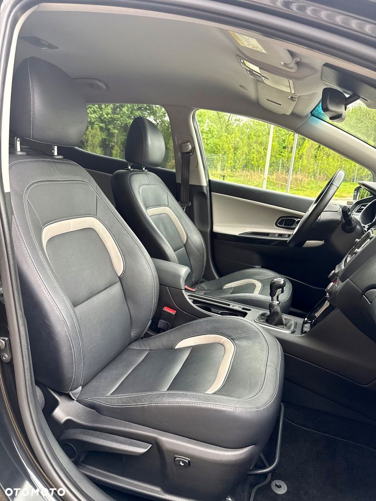 Kia Ceed 1.6 CRDi 128 Platinum Edition - 19