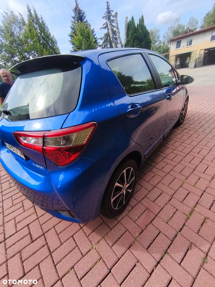 Toyota Yaris - 12
