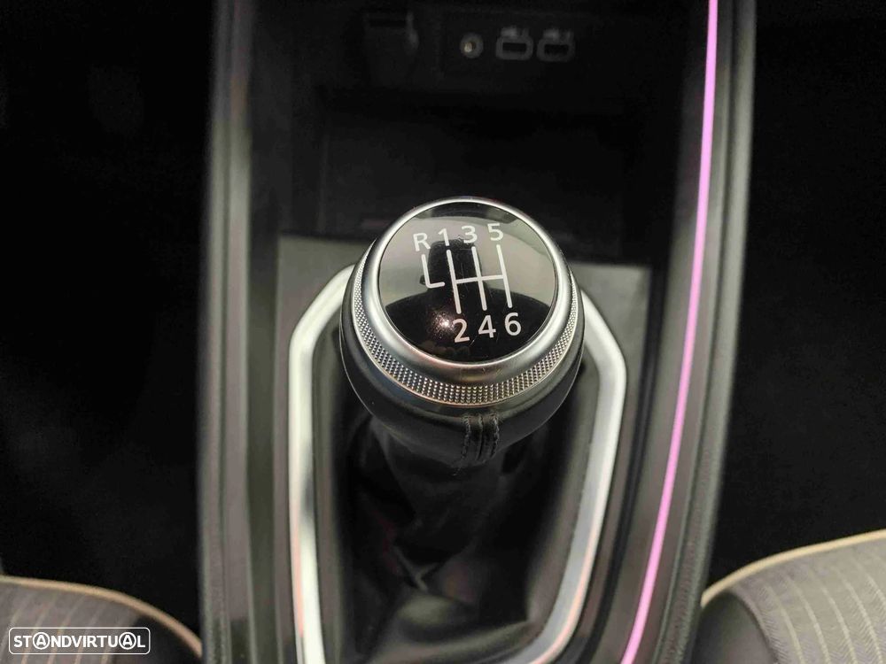 Renault Clio 1.0 TCe Techno Bi-Fuel - 10