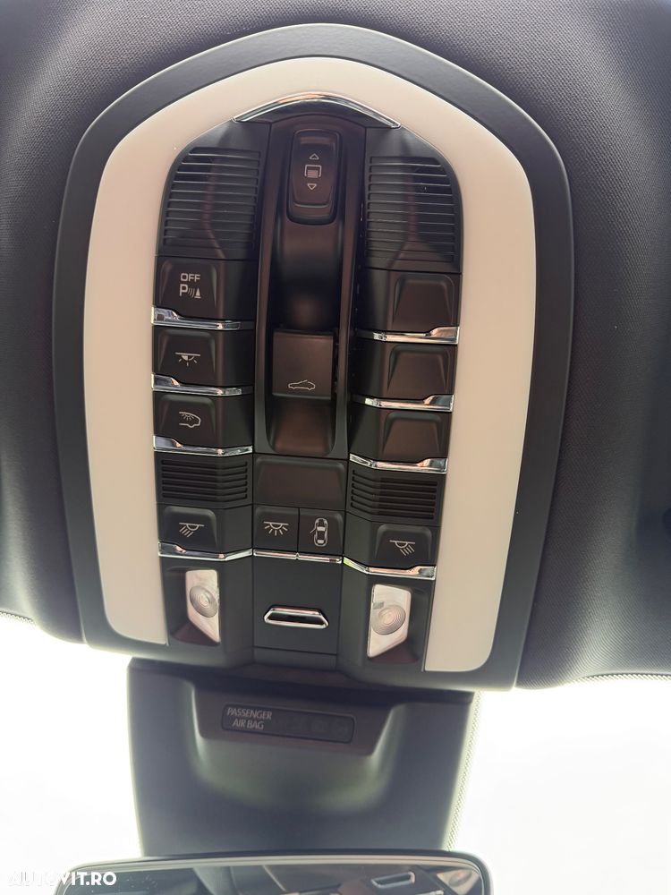 PORSCHE Macan 2019 — imagine 17