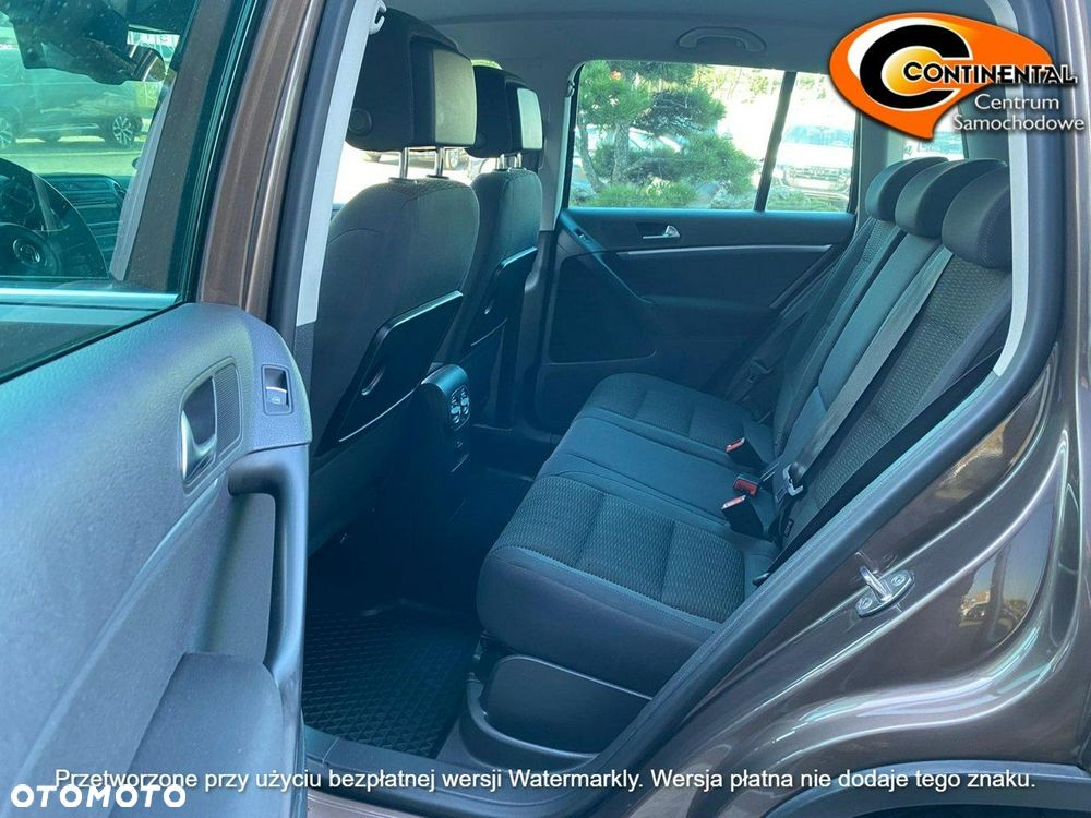 Volkswagen Tiguan - 13